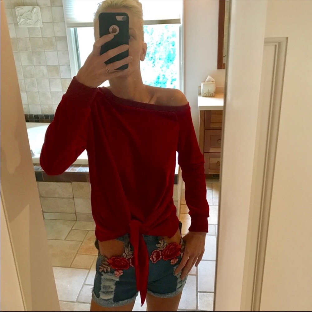 Beautiful off shoulder crushed velvet top